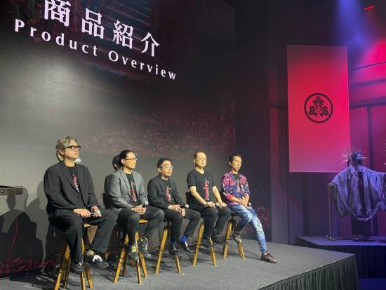 岭f》制作团队：美丽与恐怖并存澳门新葡京网页我们采访了《寂静(图3)