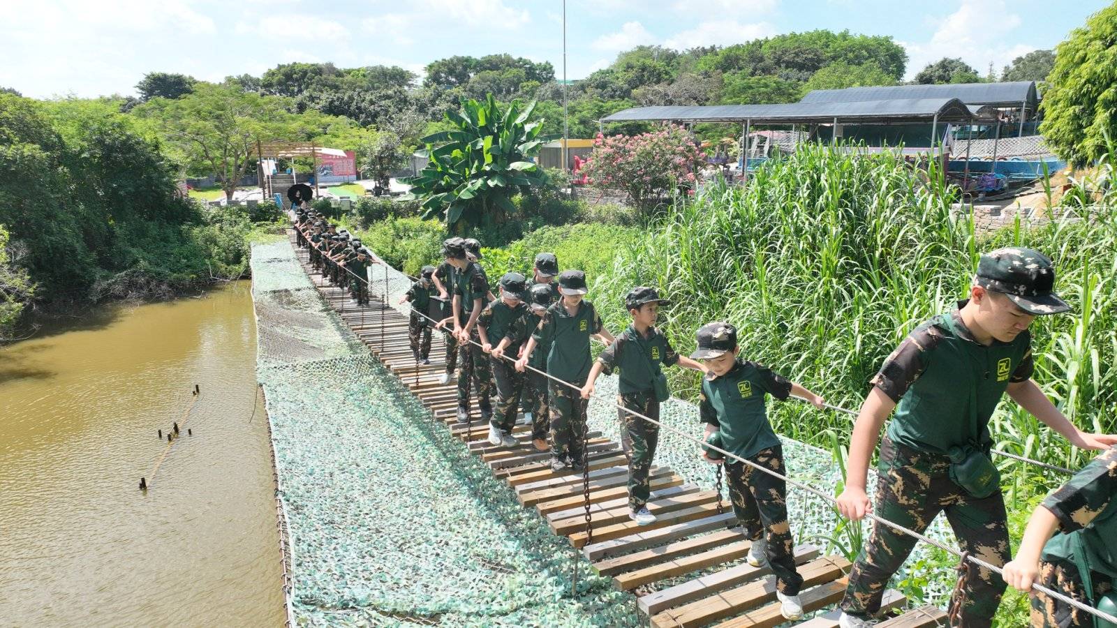 基因文化教育及素质培训先驱者适配小学生至高中生全学段成长需求新葡京娱乐top广州新征程文化活动策划有限公司：青少年红色(图2)